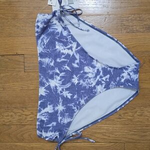 TRUE CRAFT BRAND WOMEN'S JUNIOR PLUS SIZE WHITE & BLUE SWIM BOTTOM SIZE XXL